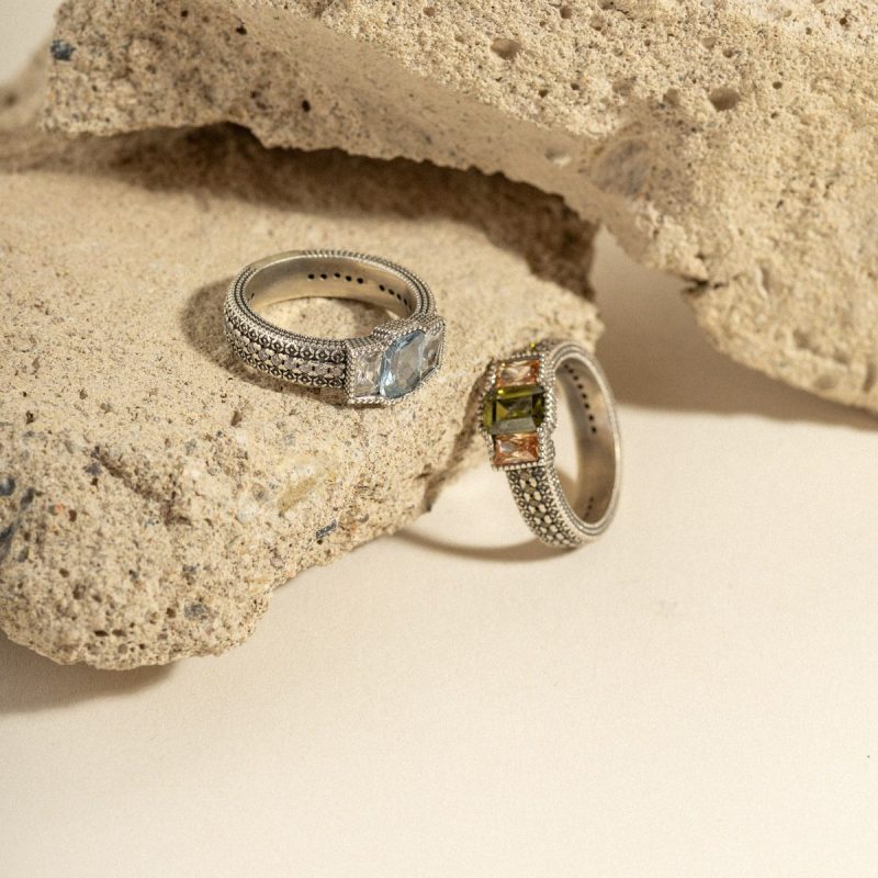 Sunfield Venus Collection: silver rings.